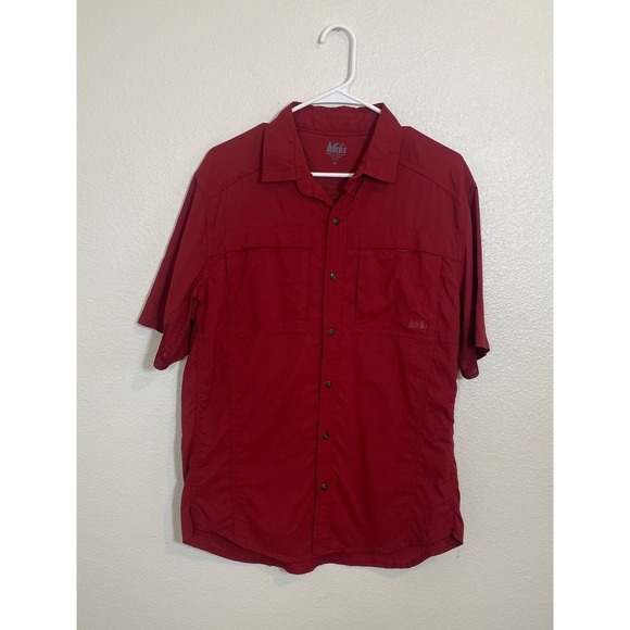 Men's REI Red Short Sleeve Button Up Hiking Outdoor Shirt Medium - Picture 2 of 8